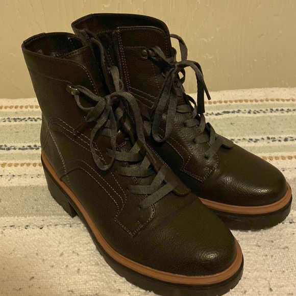 Naturalizer Abbott Boot 8W - Picture 7 of 12